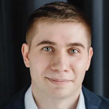 Артур Омаров